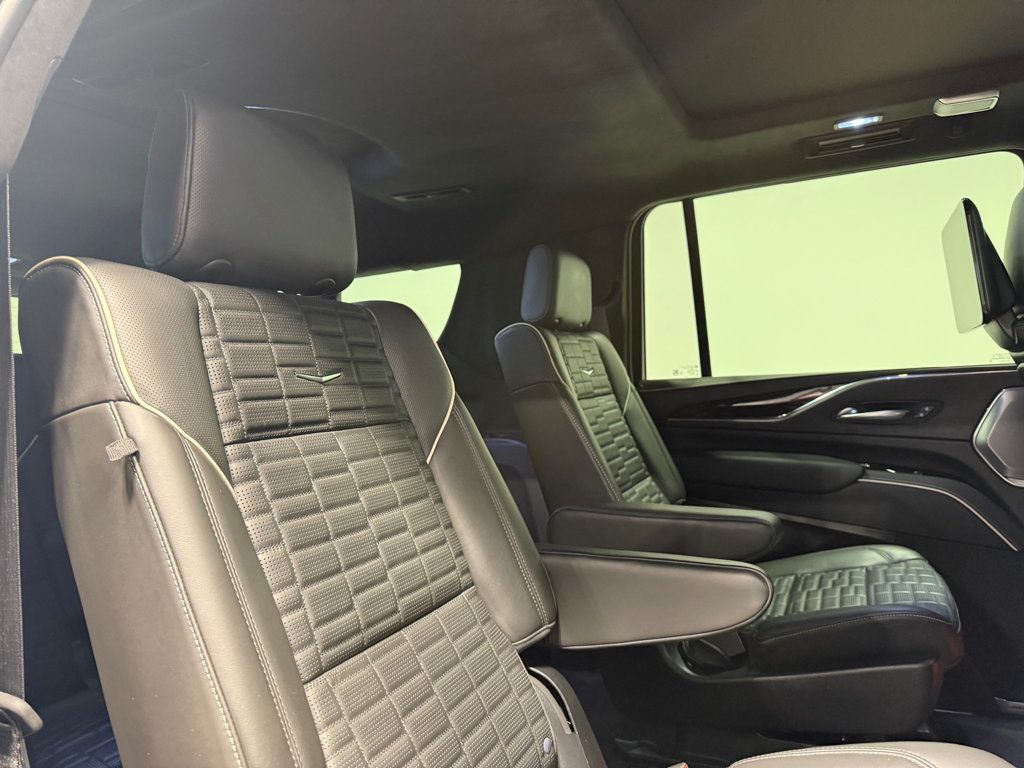 2023 Cadillac Escalade ESV 4WD 4dr Sport Platinum - 23098682 - 43