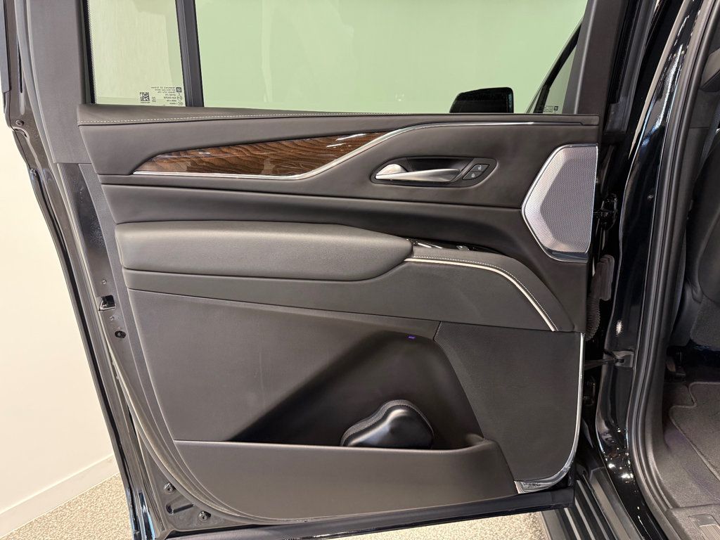 2023 Cadillac Escalade ESV 4WD 4dr Sport Platinum - 23098682 - 57