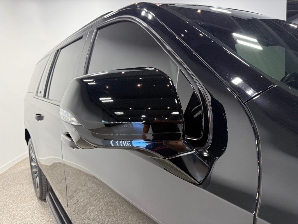 2023 Cadillac Escalade ESV 4WD 4dr Sport Platinum - 23098682 - 8