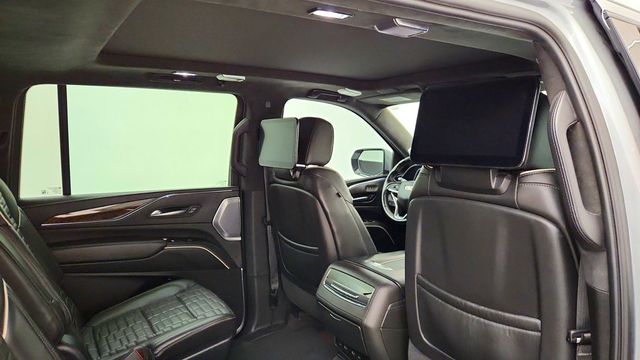 2023 Cadillac Escalade ESV 4WD 4dr Sport Platinum w/ Brake Kit, Super Cruise & Night Vision - 23101973 - 23