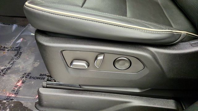 2023 Cadillac Escalade ESV 4WD 4dr Sport w/ Super Cruise, OLED Display & Panoramic Sunroof - 22997488 - 11