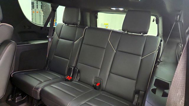 2023 Cadillac Escalade ESV 4WD 4dr Sport w/ Super Cruise, OLED Display & Panoramic Sunroof - 22997488 - 22