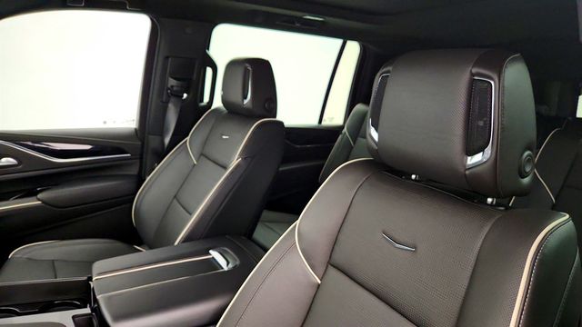 2023 Cadillac Escalade ESV 4WD 4dr Sport w/ Touring Package & Retractable Steps - 23044980 - 19