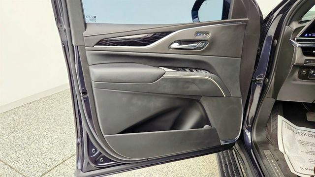 2023 Cadillac Escalade ESV 4WD 4dr Sport w/ Touring Pkg, Super Cruise & Rear Entertainment - 23032592 - 10