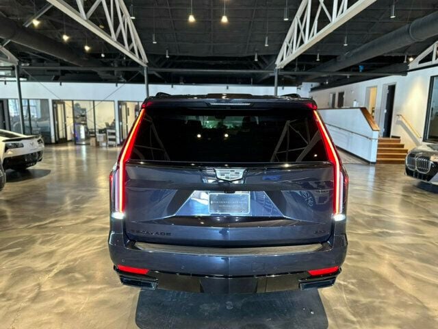 2023 Cadillac Escalade ESV 4WD/Sport/OnyxPkg/TouringPkg/SuperCruise/AirRideSuspension/NAV - 22764019 - 3