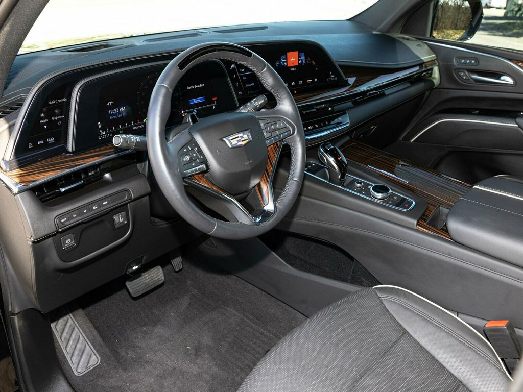 2023 Cadillac Escalade ESV ESV, Premium Luxury, Only 12,000 Miles!! Super Cruise,  - 22970701 - 24