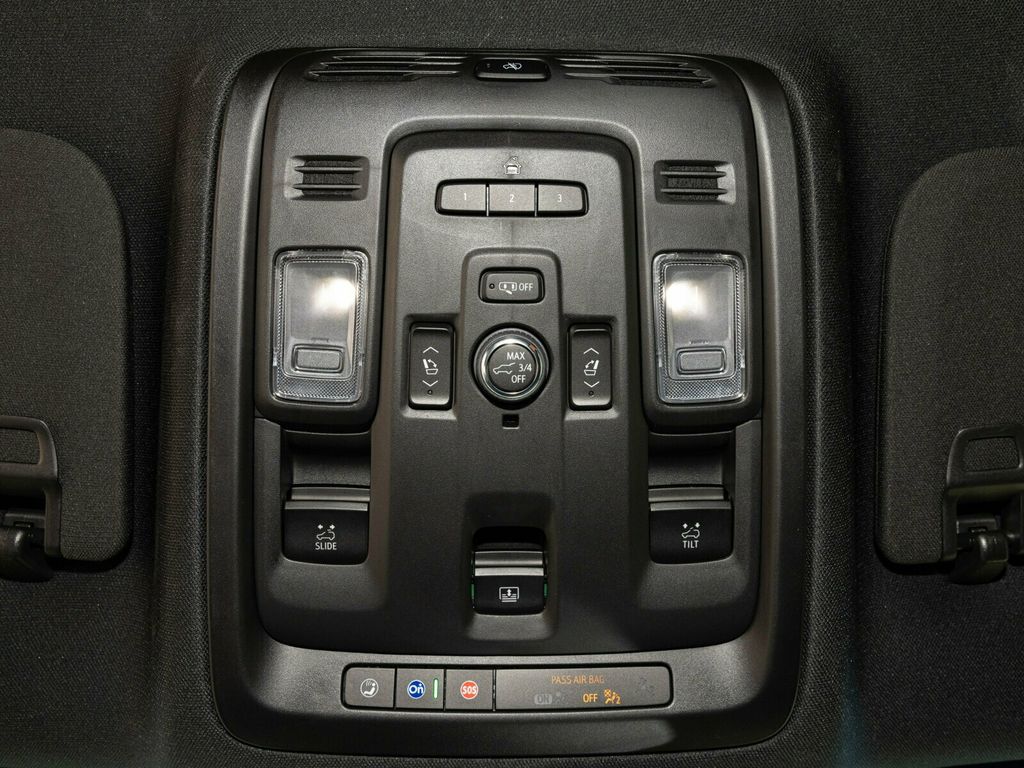 2023 Cadillac Escalade ESV ESV, Premium Luxury, Only 12,000 Miles!! Super Cruise,  - 22970701 - 50