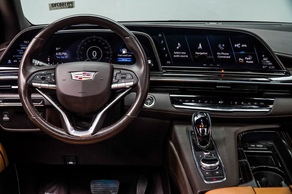 2023 Cadillac Escalade ESV Premium Luxury photo 13