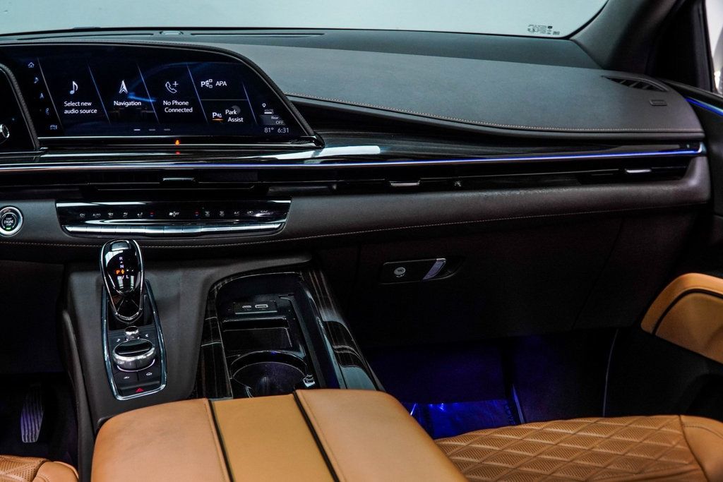 2023 Cadillac Escalade ESV Premium Luxury photo 14