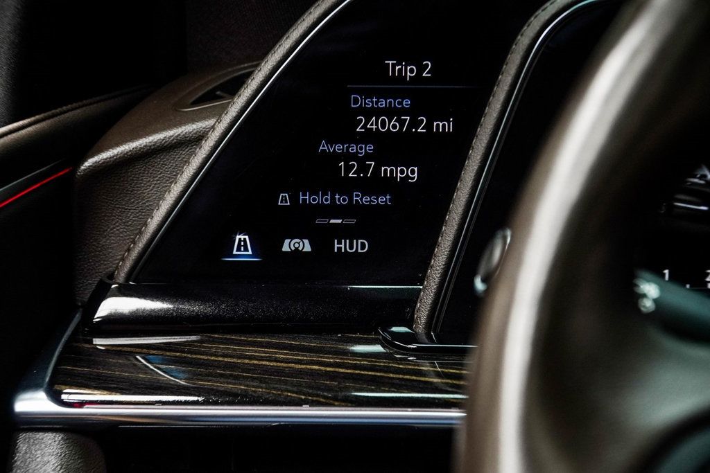 2023 Cadillac Escalade ESV Premium Luxury photo 31
