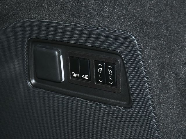2023 Cadillac Escalade ESV Sport Platinum - 23030025 - 70