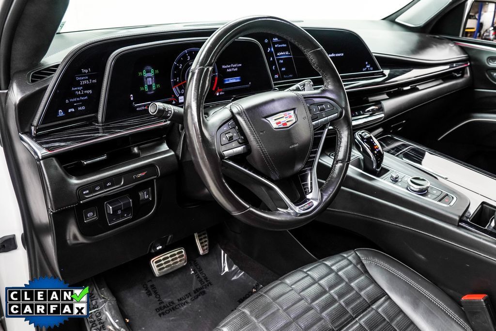 Cadillac Escalade ESV photo 18
