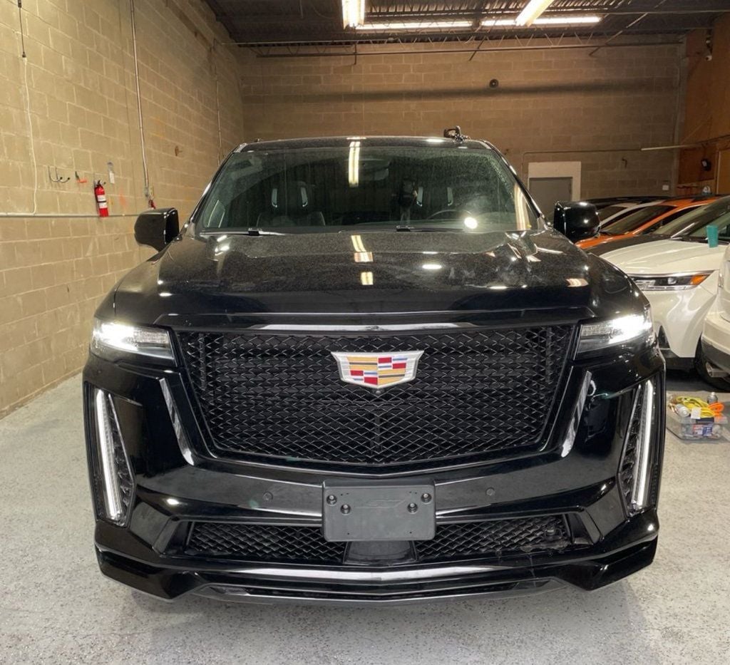 2023 Cadillac Escalade ESV V-Series - 22774370 - 1