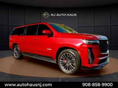 2023 Cadillac Escalade ESV