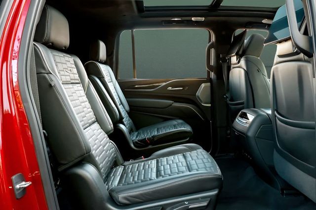 2023 Cadillac Escalade ESV V-Series - 23021308 - 18