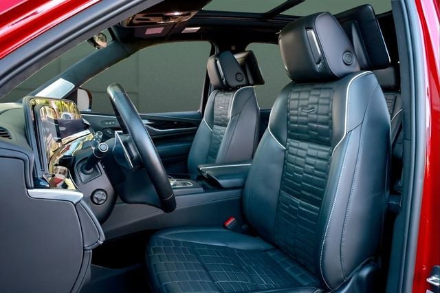 2023 Cadillac Escalade ESV V-Series - 23021308 - 1