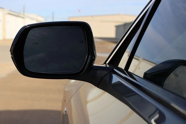 2023 Cadillac LYRIQ RWD 4dr Luxury - 22938497 - 13