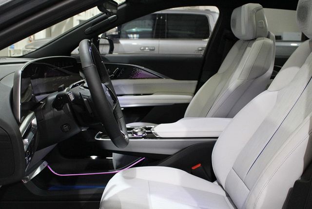 2023 Cadillac LYRIQ RWD 4dr Luxury - 22938497 - 34