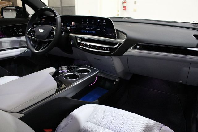 2023 Cadillac LYRIQ RWD 4dr Luxury - 22938497 - 43