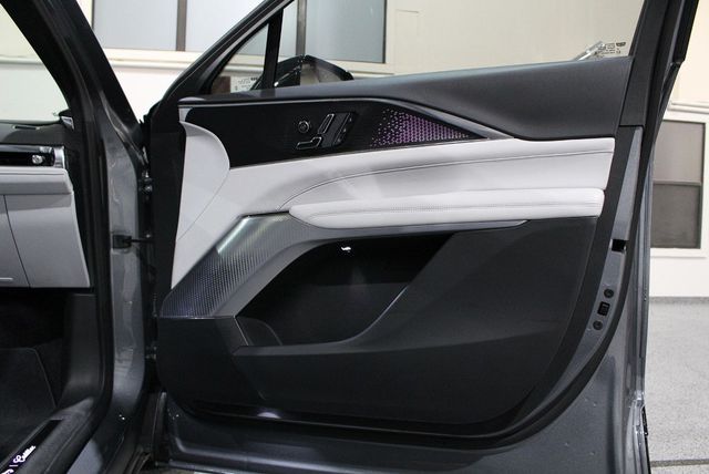 2023 Cadillac LYRIQ RWD 4dr Luxury - 22938497 - 52