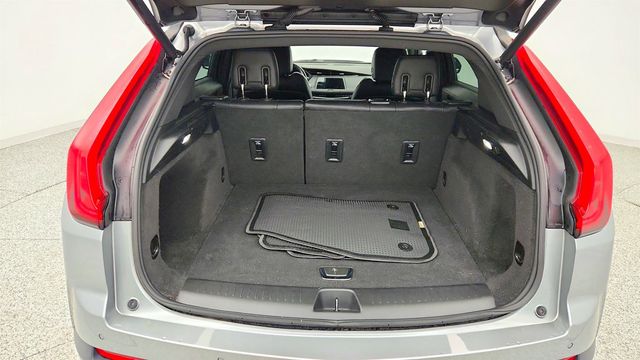 2023 Cadillac XT4 4dr Luxury - 22975331 - 18