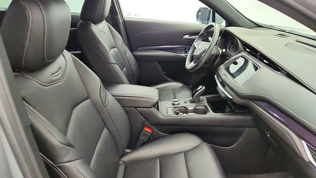 2023 Cadillac XT4 4dr Luxury - 22975331 - 20