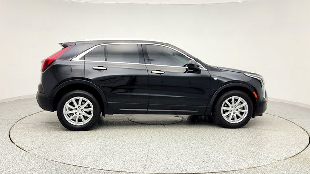2023 Cadillac XT4 4dr Luxury w/ Power Sunroof + Cold Weather & Driver Assist. Pkgs - 22967979 - 3