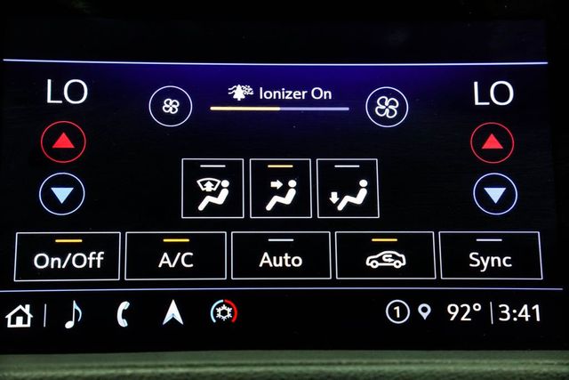 2023 Cadillac XT4 AWD 4dr Premium Luxury - 23011463 - 30