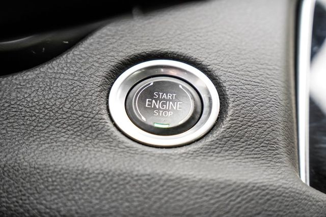 2023 Cadillac XT4 AWD 4dr Premium Luxury - 23011463 - 33