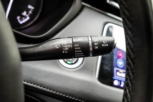 2023 Cadillac XT4 AWD 4dr Premium Luxury - 23011463 - 37