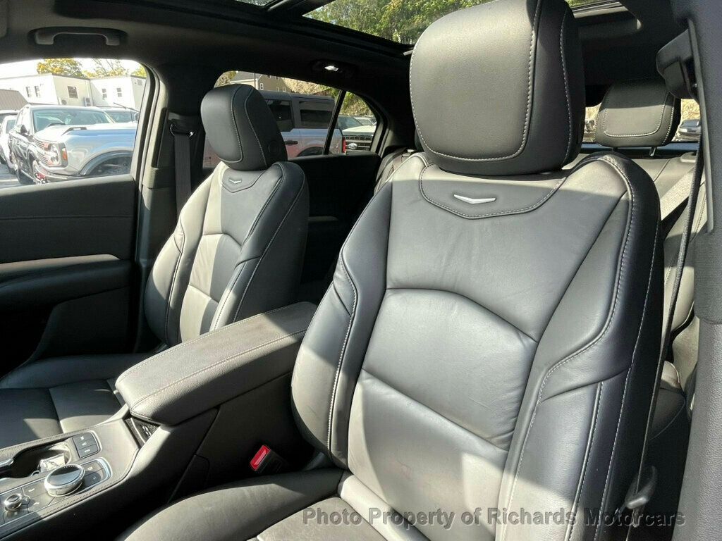2023 Cadillac XT4 Premium Luxury photo 13