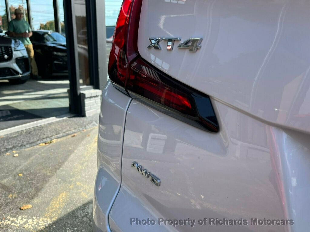2023 Cadillac XT4 Premium Luxury photo 6