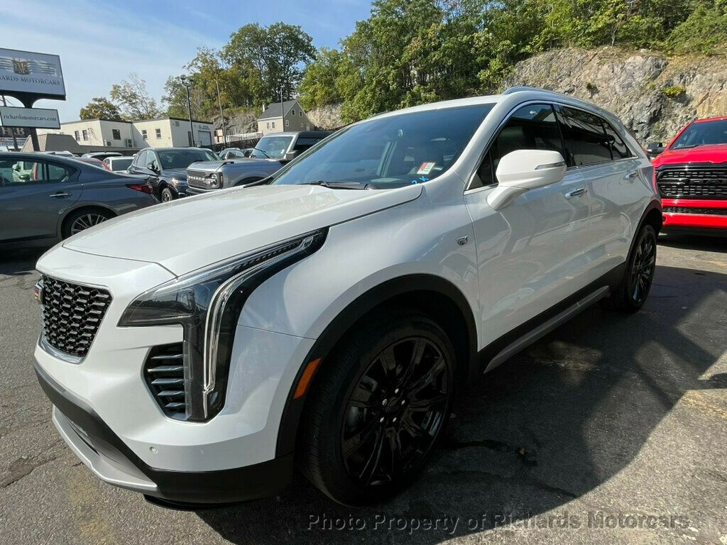 2023 Cadillac XT4 Premium Luxury photo 8