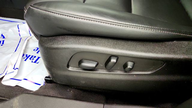 2023 Cadillac XT4 AWD 4dr Premium Luxury w/ Power Sunroof & CUE Navigation - 23019568 - 11