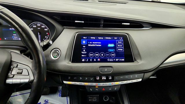 2023 Cadillac XT4 AWD 4dr Premium Luxury w/ Power Sunroof & CUE Navigation - 23019568 - 17