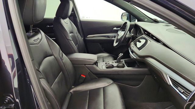 2023 Cadillac XT4 AWD 4dr Premium Luxury w/ Power Sunroof & CUE Navigation - 23019568 - 24