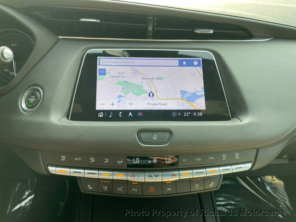 2023 Cadillac XT4 Sport photo 9