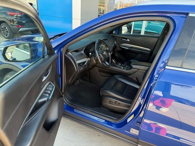 2023 Cadillac XT4 FWD 4dr Premium Luxury - 22982160 - 8