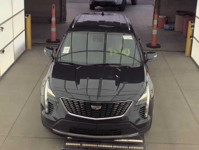 2023 Cadillac XT4 FWD 4dr Premium Luxury - 22960871 - 2