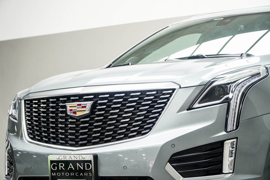 2023 Cadillac XT5 Premium Luxury photo 2
