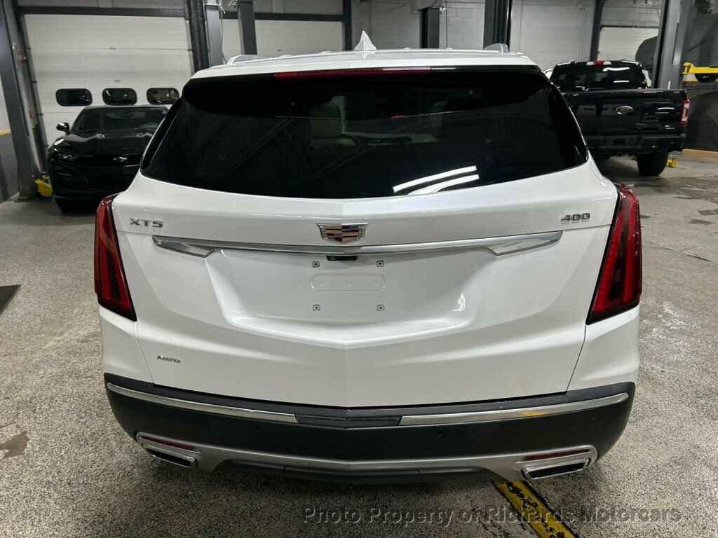 2023 Cadillac XT5 Premium Luxury photo 3