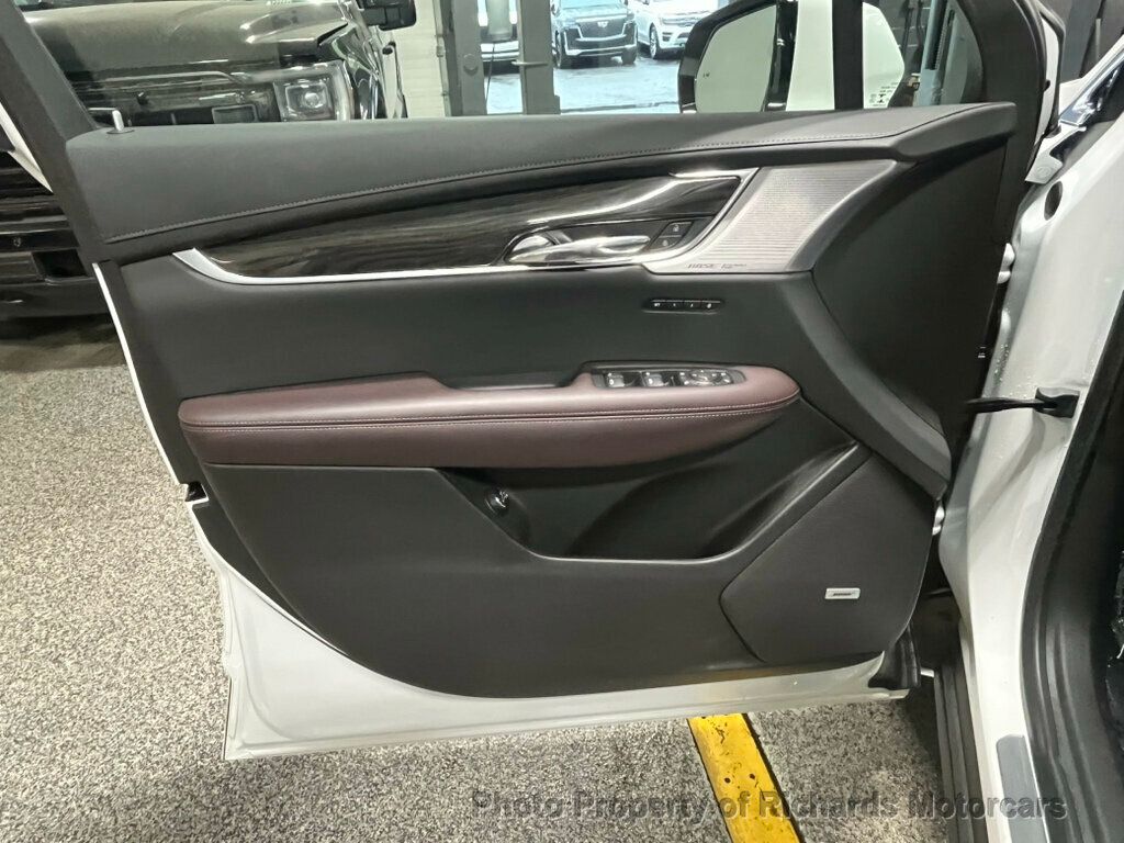 2023 Cadillac XT6 Premium Luxury photo 14