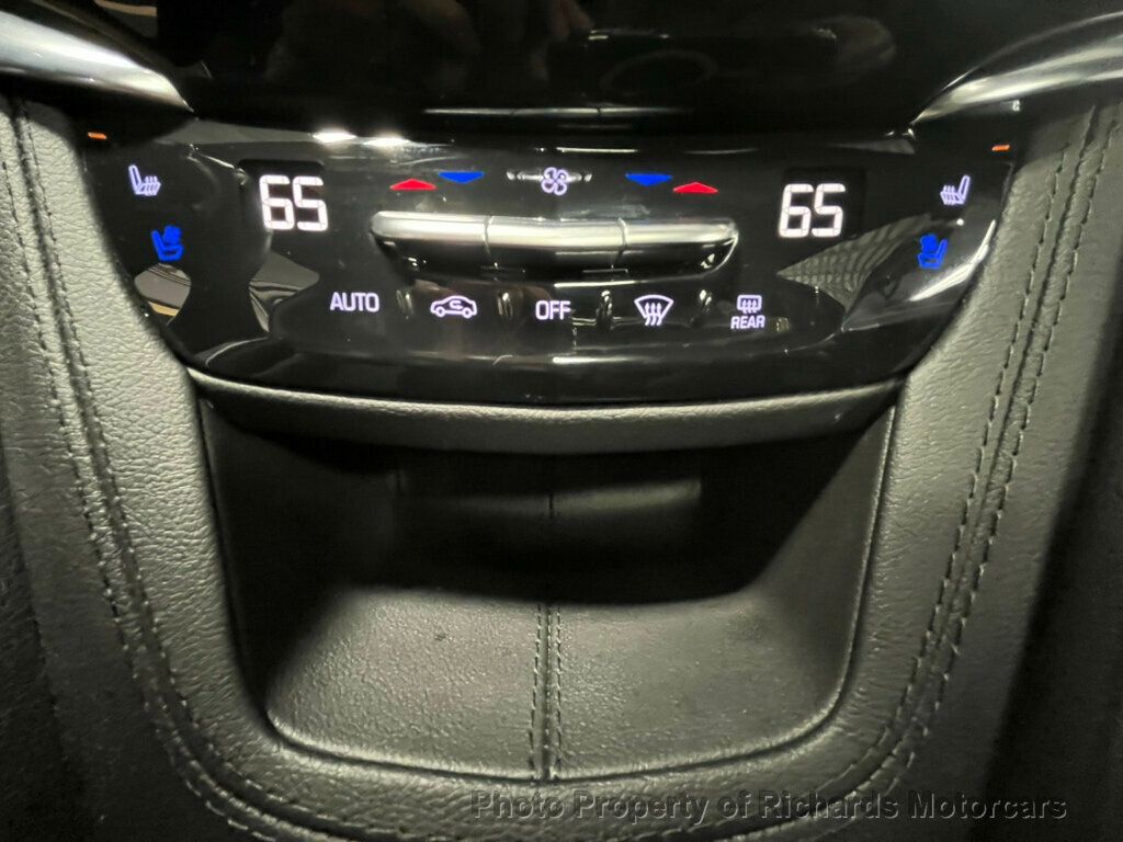 2023 Cadillac XT6 Premium Luxury photo 32