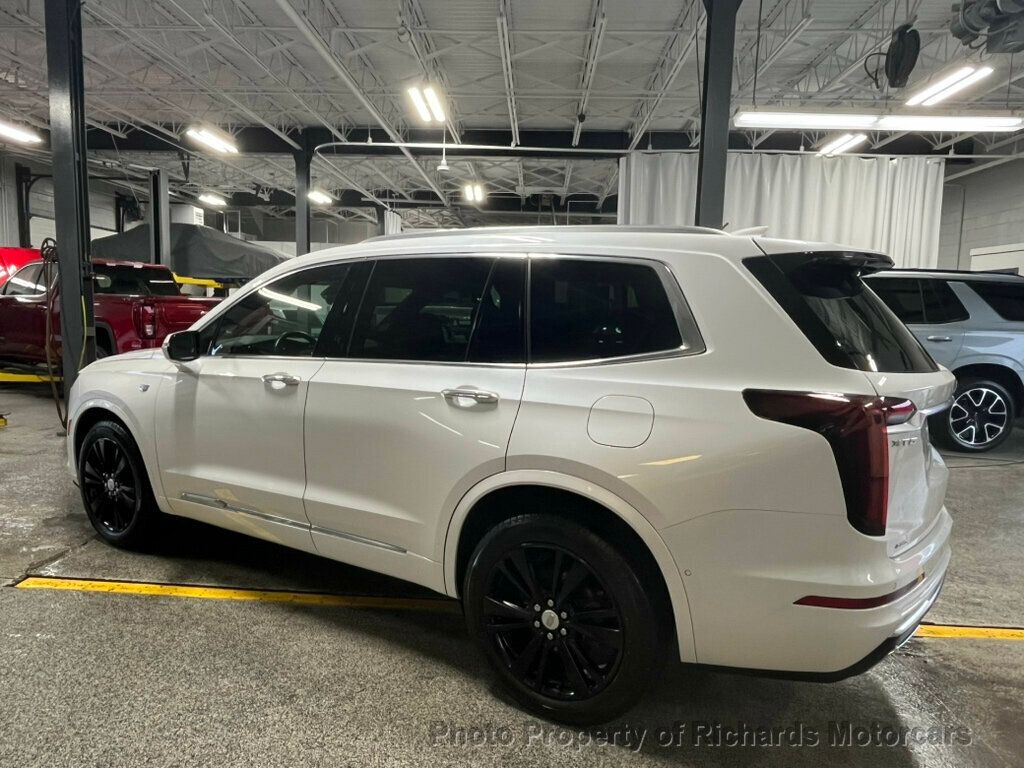 2023 Cadillac XT6 Premium Luxury photo 8