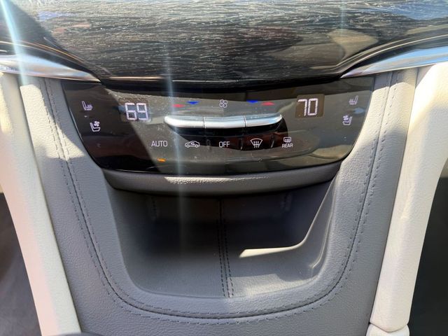 2023 Cadillac XT6 AWD 4dr Premium Luxury w/ Technology Pkg & 6 Person Seating - 23034695 - 22