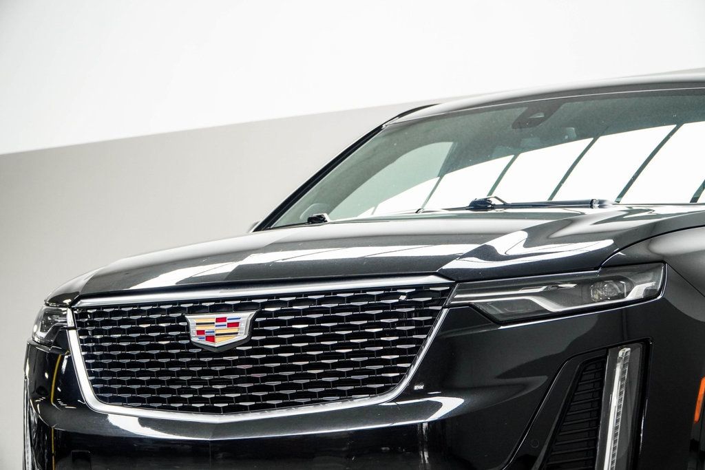 2023 Cadillac XT6 Premium Luxury photo 2