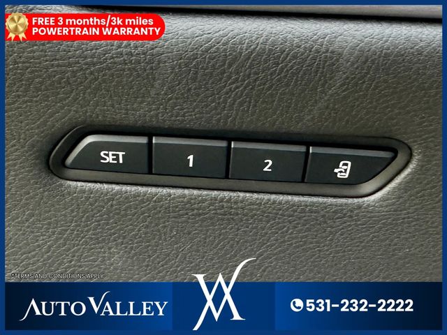 2023 Cadillac XT6 Sport SUV 4D - 23025595 - 17