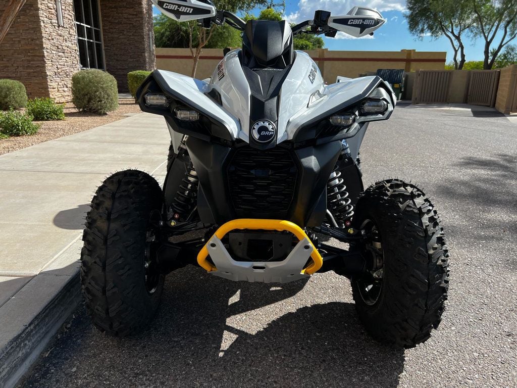 2023 Can-Am Renegade X XC 1000R LIKE NEW! - 22604279 - 2