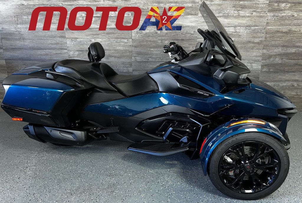 2023 Can-Am Spyder RT SE6 One Owner! - 22573080 - 0