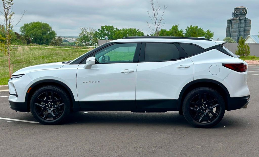 2023 Chevrolet Blazer 3LT photo 2